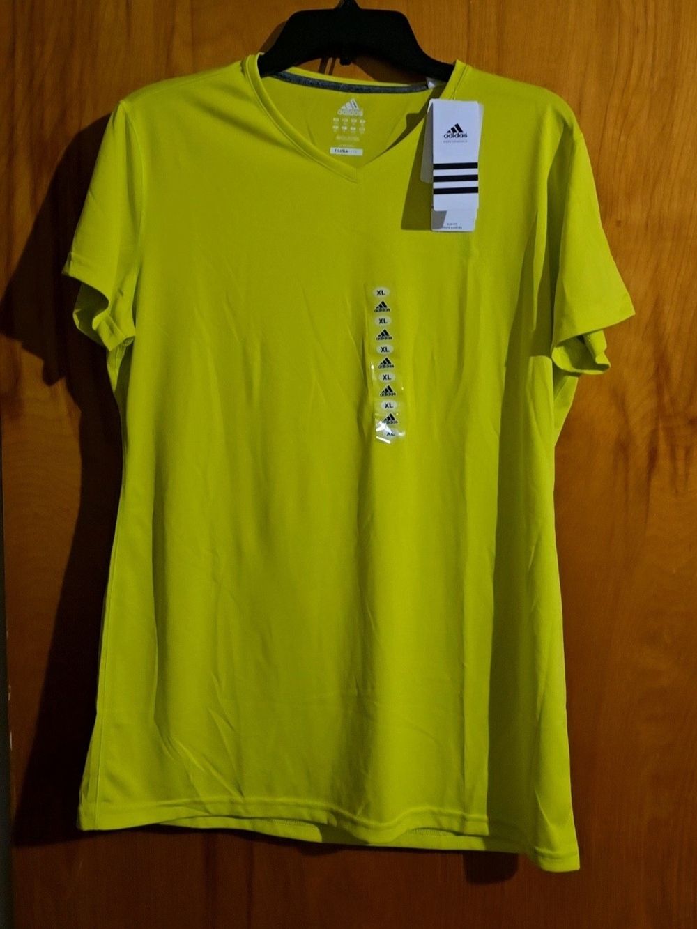 adidas Climalite Women’s V-Neck Short Sleeve Lightweight Slim Tee Green XL